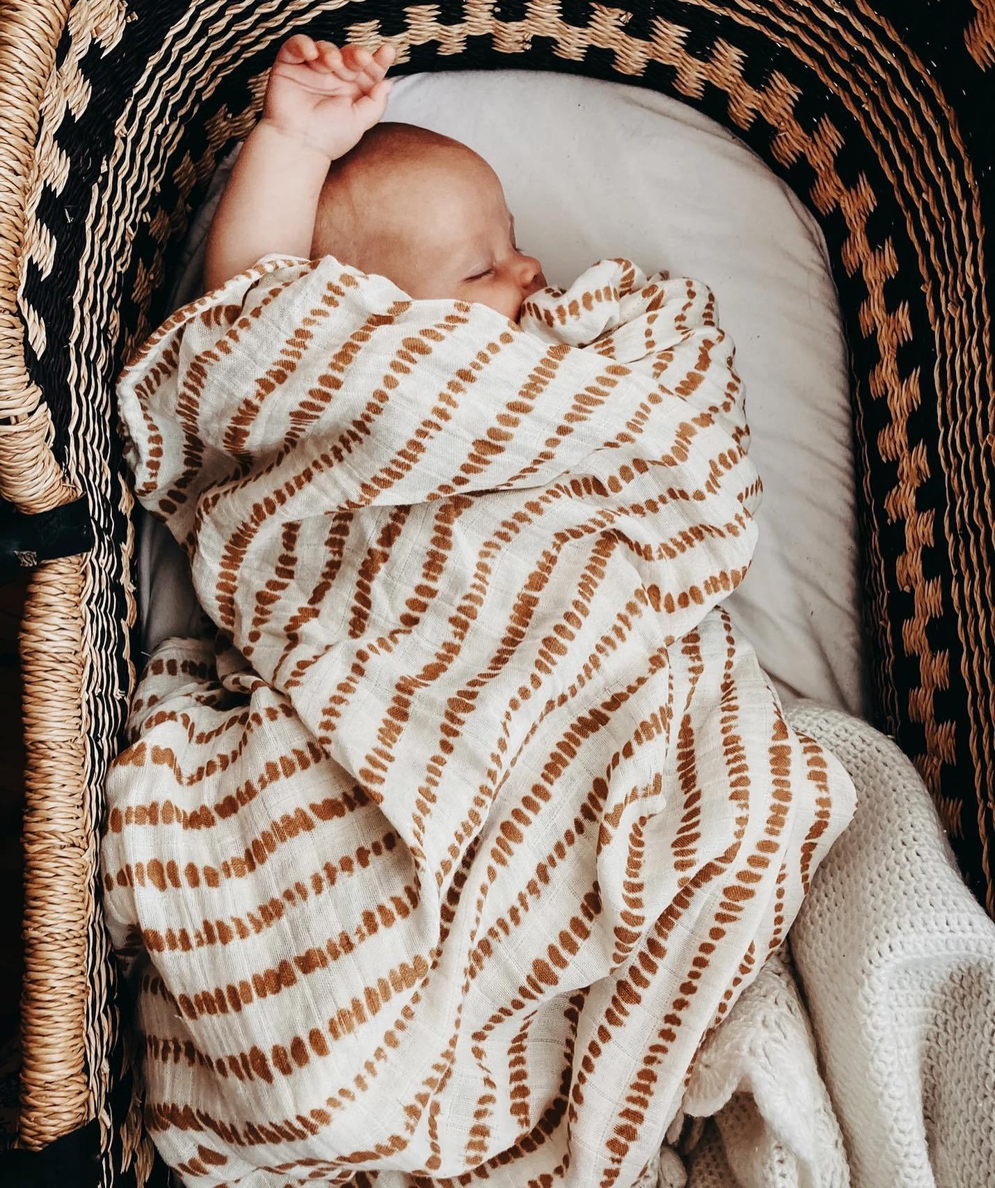 Bamboo Muslin Swaddle - ORCHE - The Little Je'EL.Co