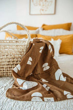 Load image into Gallery viewer, Bamboo Muslin Swaddle - UMBER - The Little Je&#39;EL.Co
