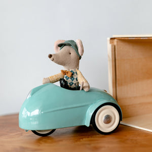Mouse Car with Garage