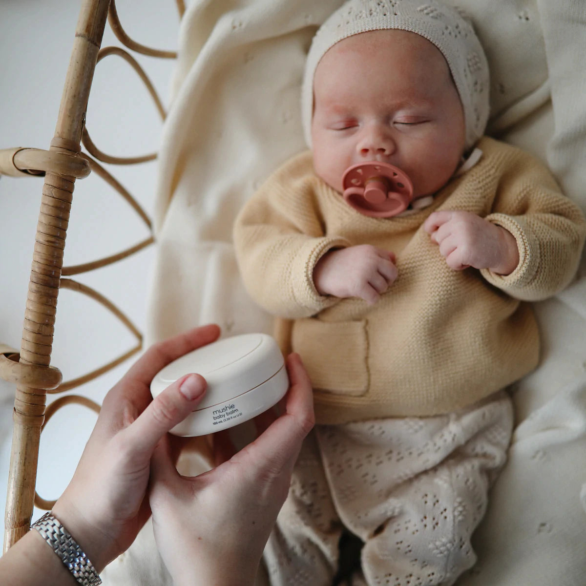 FRIGG | Moon Phase Natural Rubber (Latex) Pacifier