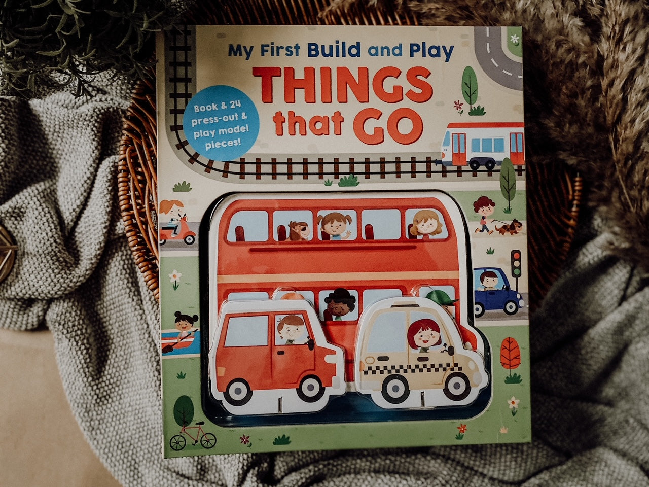 My First Build and Play : Things That Go