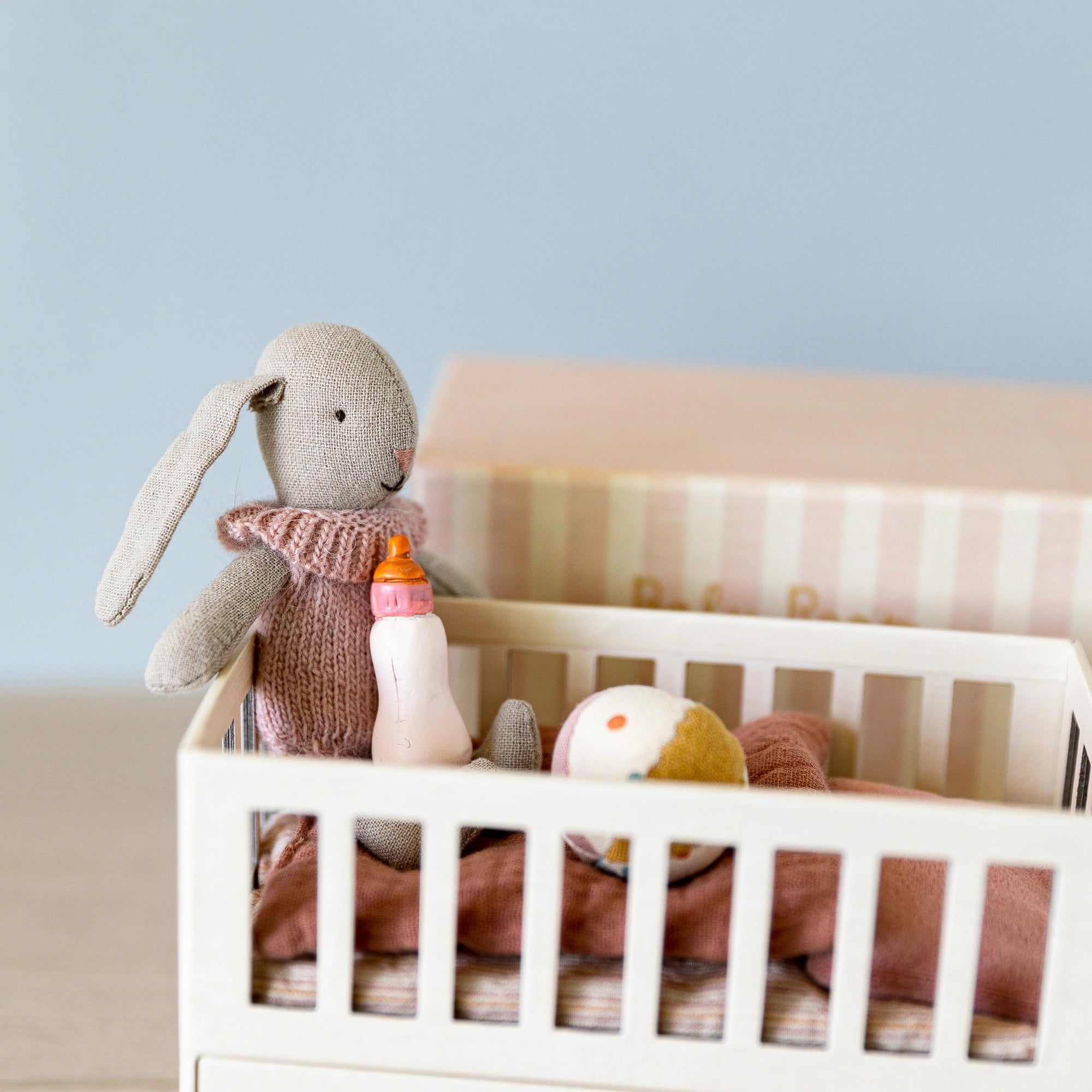 Baby Room w/ Micro Bunny Baby - Pink