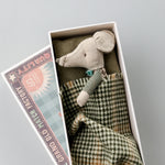 Load image into Gallery viewer, Grandma and Grandpa Mouse in Matchbox
