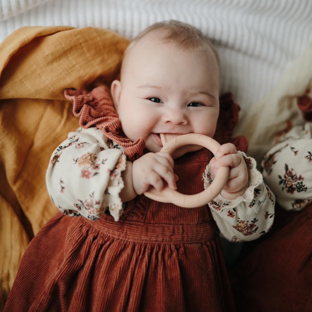 Mushie | Teether - Cat/Bear – The Little Je'EL & Co.